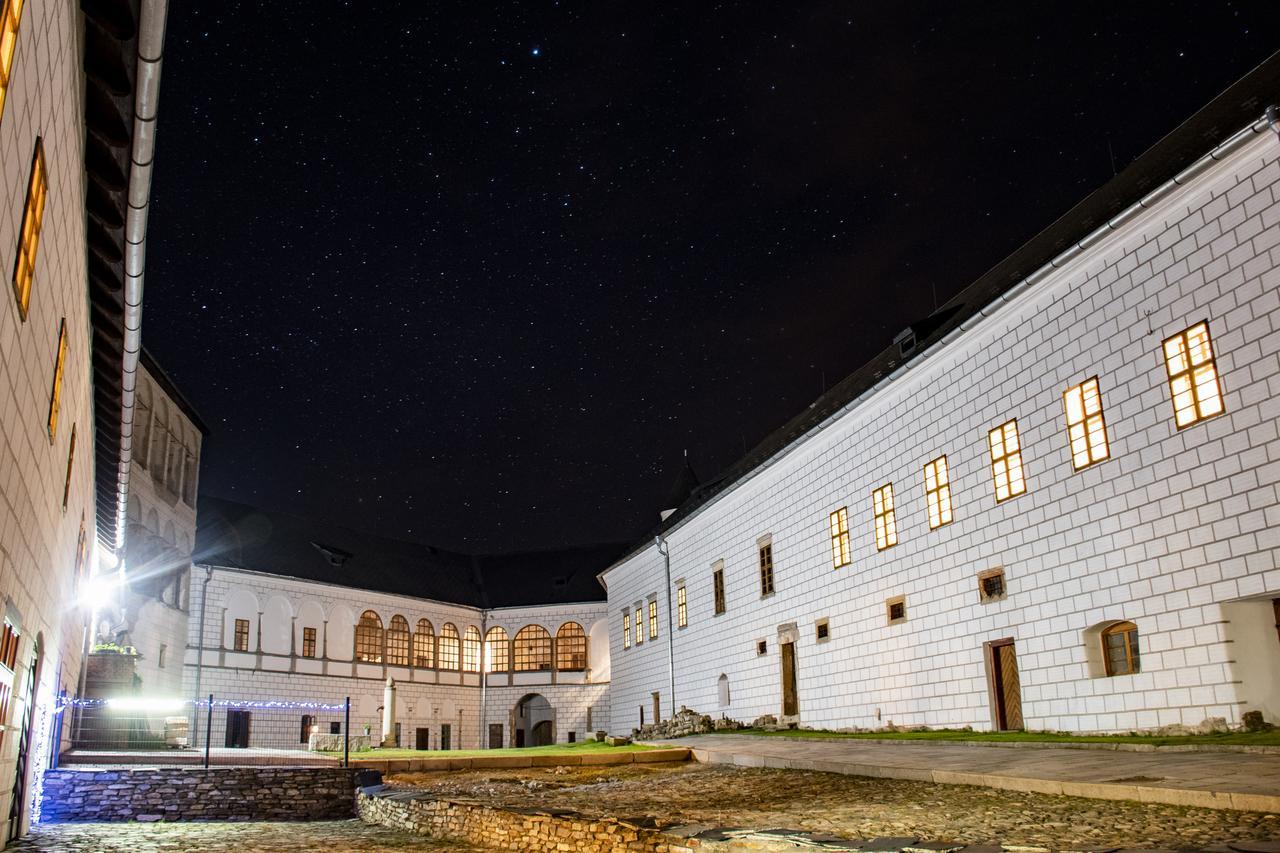 Zamek Kolstejn - Hotel Chateau Goldenstein Branná Εξωτερικό φωτογραφία